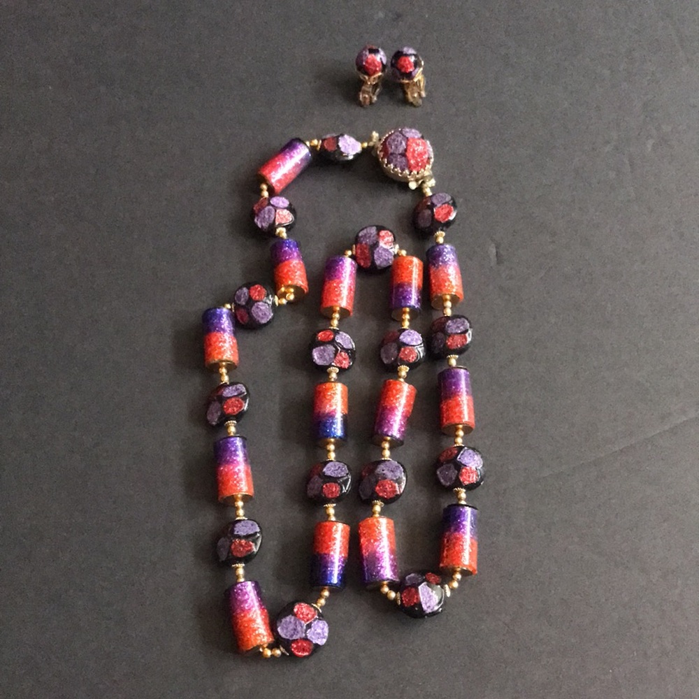 Bold Color Vintage Geometric Metallic Bead Necklace Earrings Set
